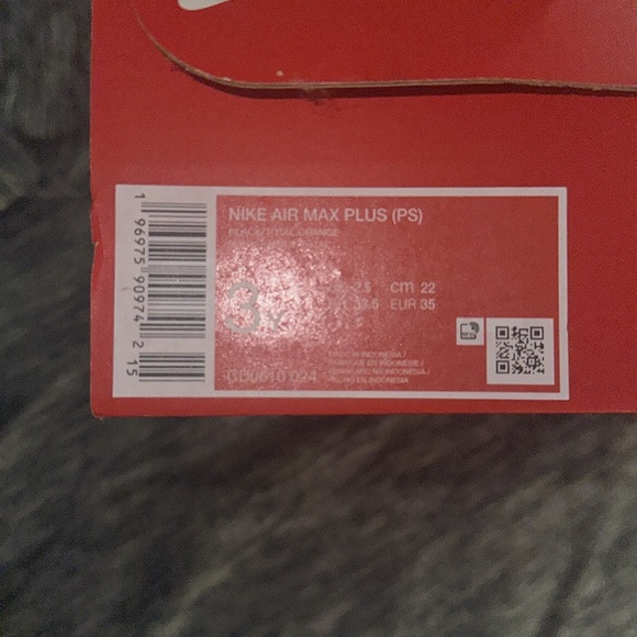 Brand new Nike air max plus - Picture 3 of 3
